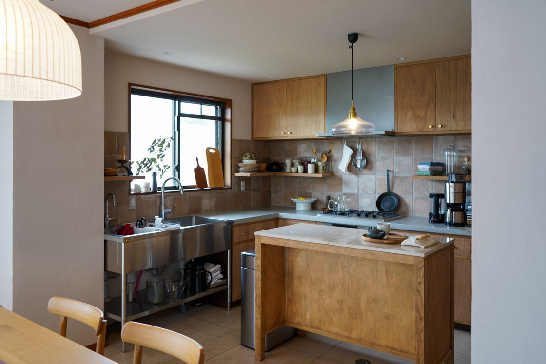 YARNHOME_away_ダイニングキッチン""